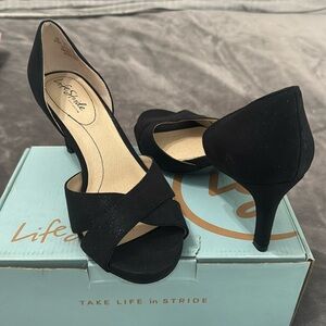 Life Stride Mykonos Black 9.5W heel. New in box